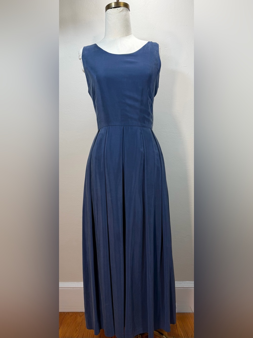 J. Peterman 100% Silk Navy Sleeveless Pleated Maxi Dress